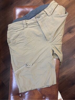Patagonia Men's Khaki Quandry Shorts Size 34